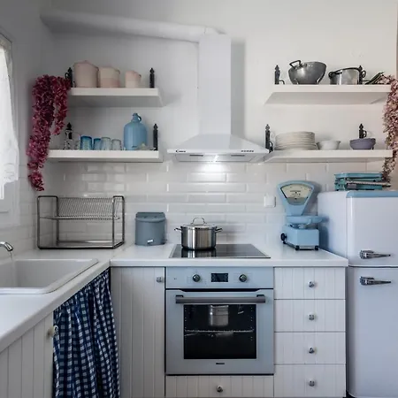 Maison Triantatria * Plaka (Milos)